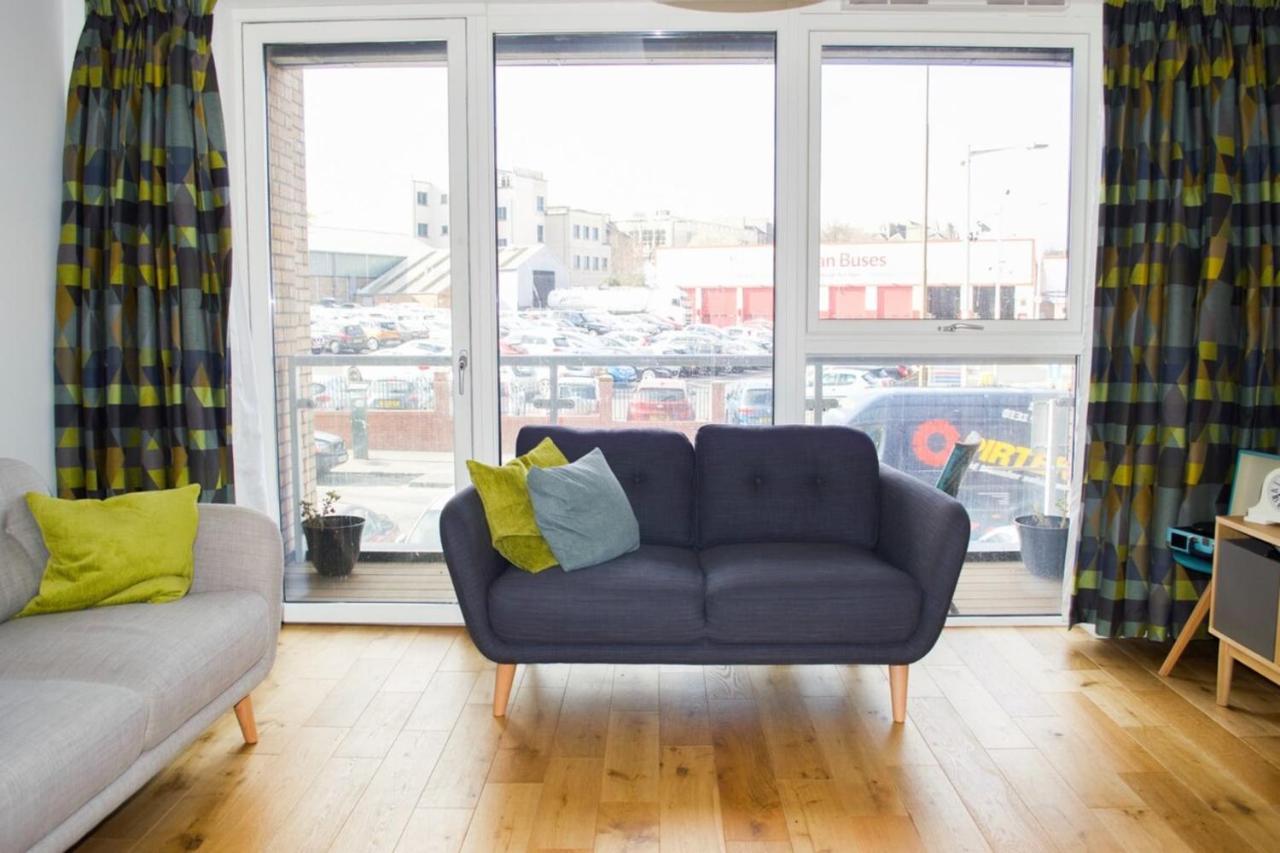 Modern Home By Leith Walk エディンバラ エクステリア 写真