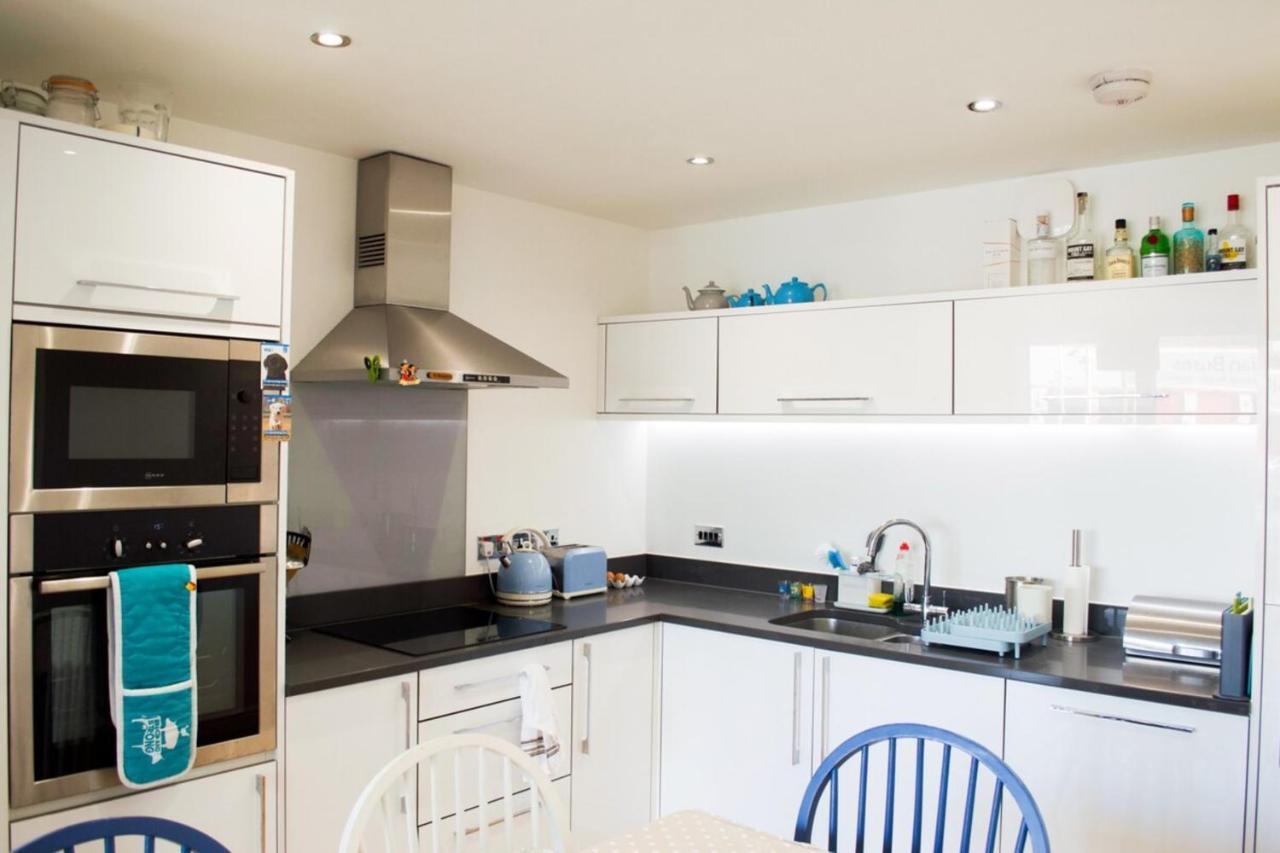 Modern Home By Leith Walk エディンバラ エクステリア 写真