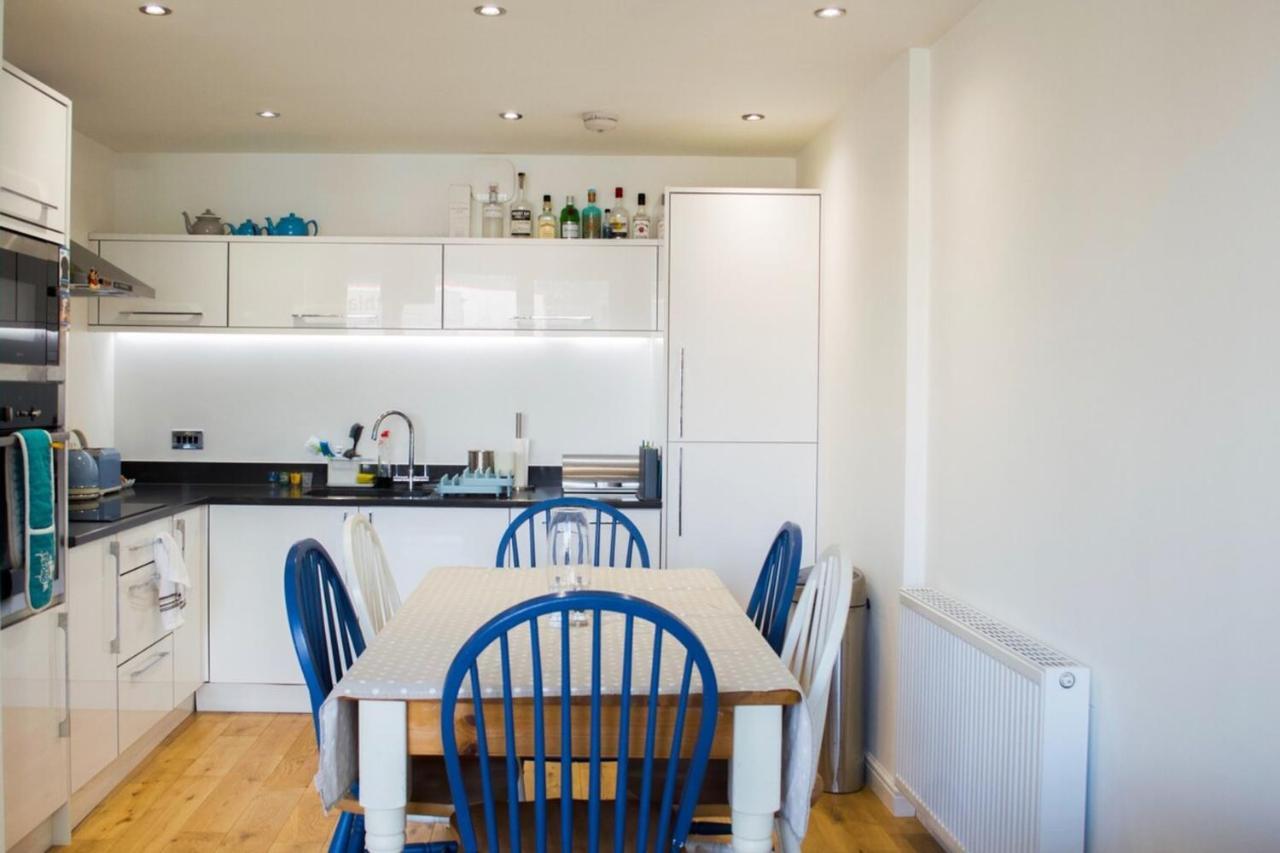 Modern Home By Leith Walk エディンバラ エクステリア 写真